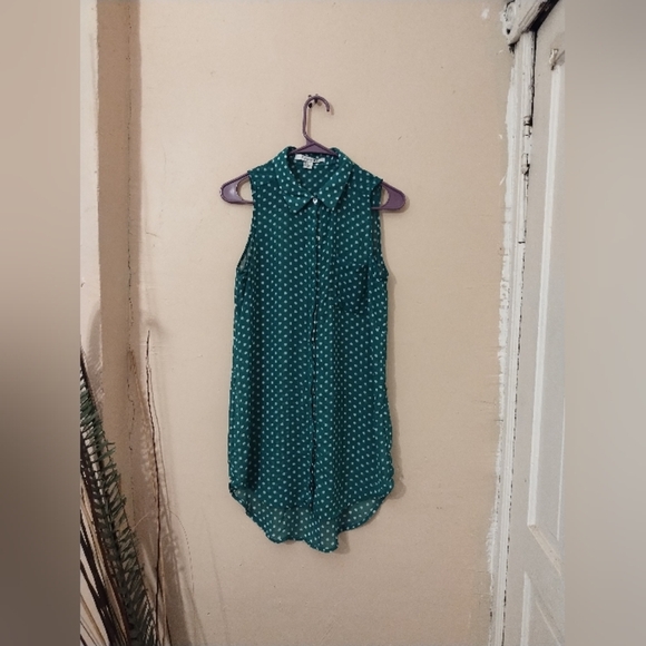 Forever 21 Wm Green W/White Polka Dots High Low Pearl Button Sleeveless … - Picture 1 of 8